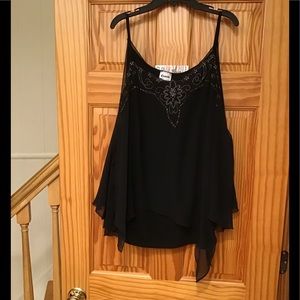 CRUSH BEADED TOP sz 3X - EMBROIDERED SHARK BITE